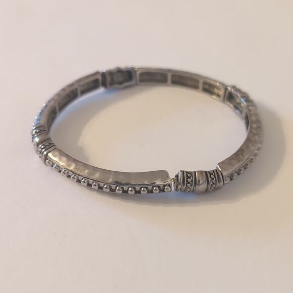 700 Silver Studded Bangle Bracelet‎ - Picture 4 of 4